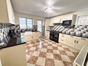 Photo 5- click for photo gallery